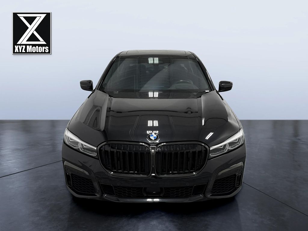 2022 BMW 7 Series M760i xDrive