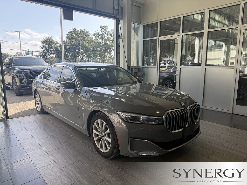 2022 BMW 7 Series 745e xDrive