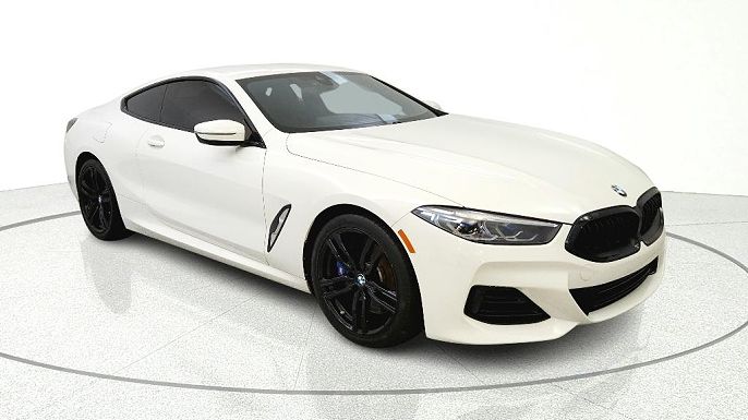 2023 BMW 8 Series 840i
