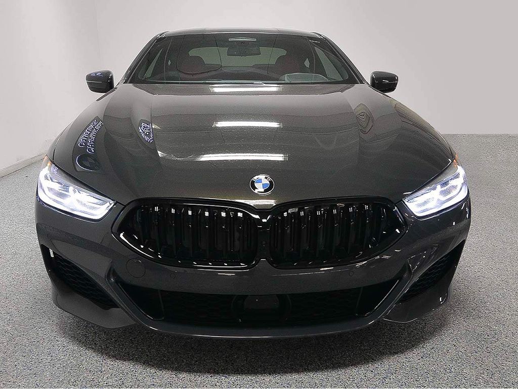 2022 BMW 8 Series 840i