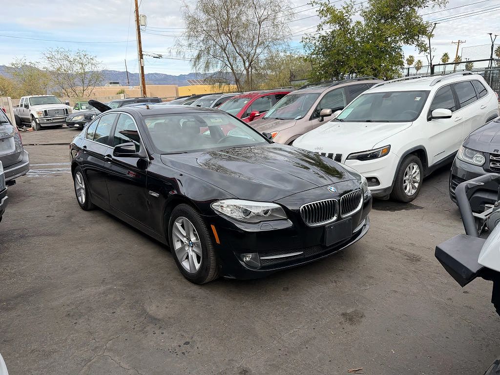 2011 BMW 5 Series 528i