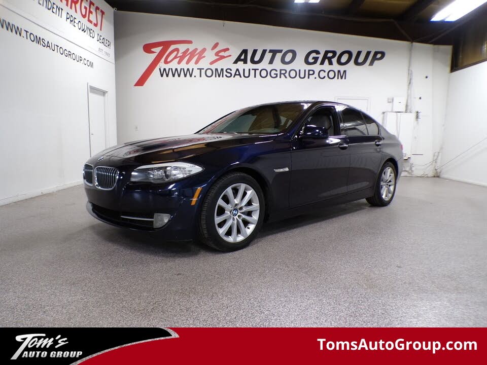 2011 BMW 5 Series 528i