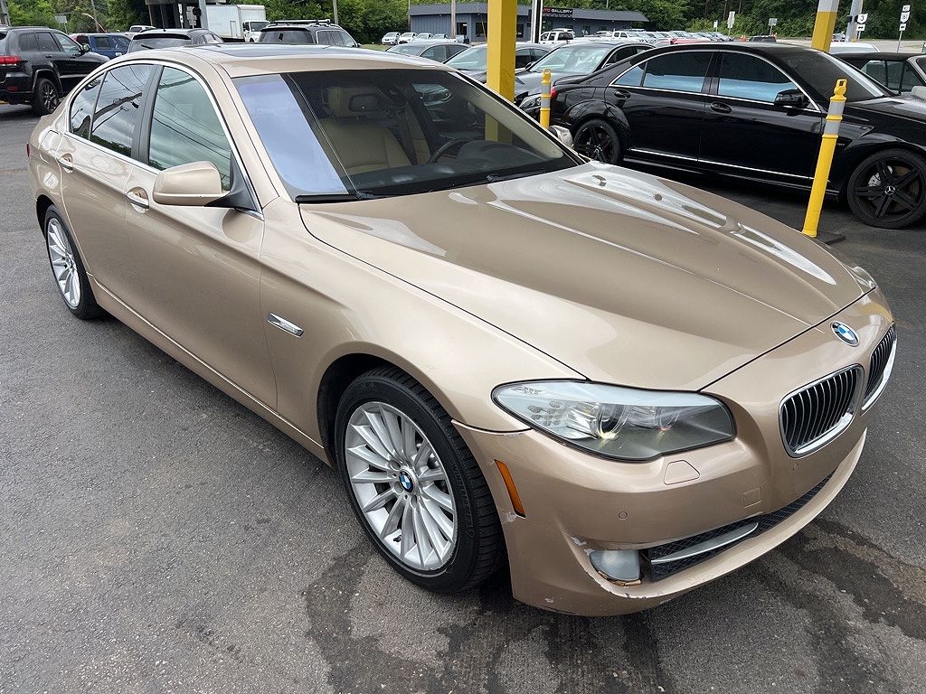 2012 BMW 5 Series 535i