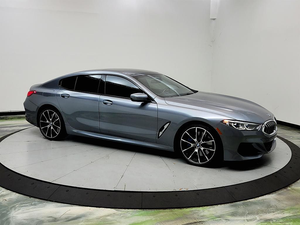 2022 BMW 8 Series 840i