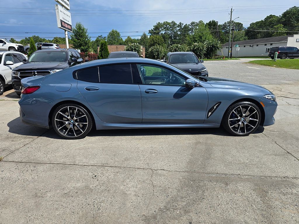 2020 BMW 8 Series 840i