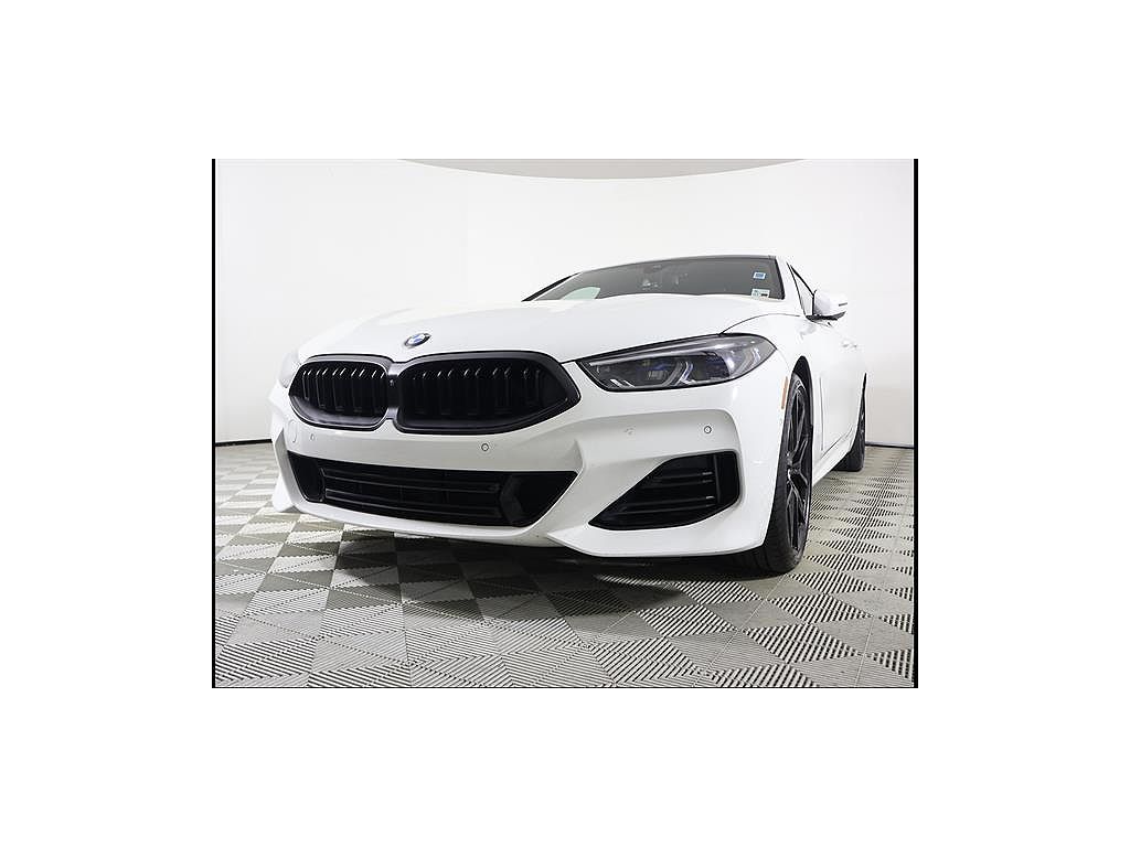 2024 BMW 8 Series 840i