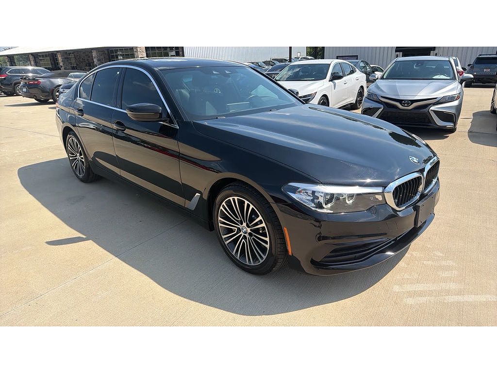 2019 BMW 5 Series 530i