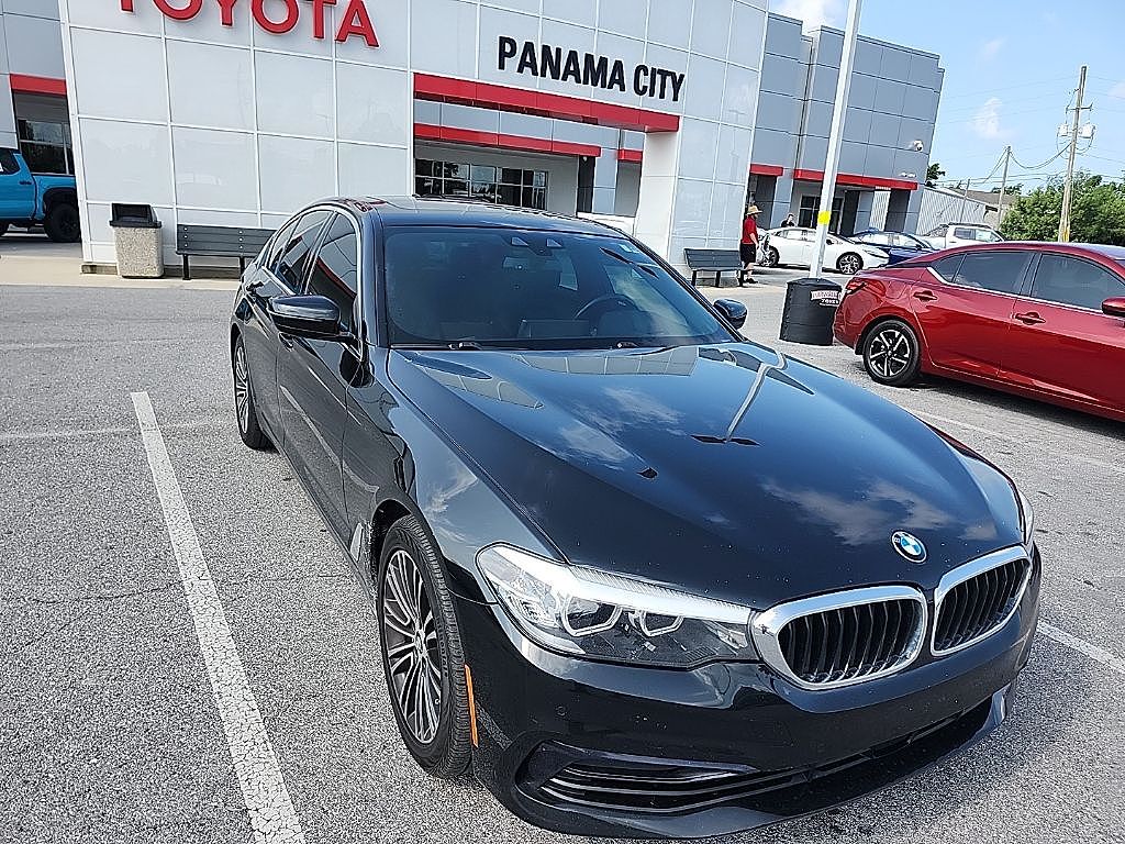2019 BMW 540i 540i