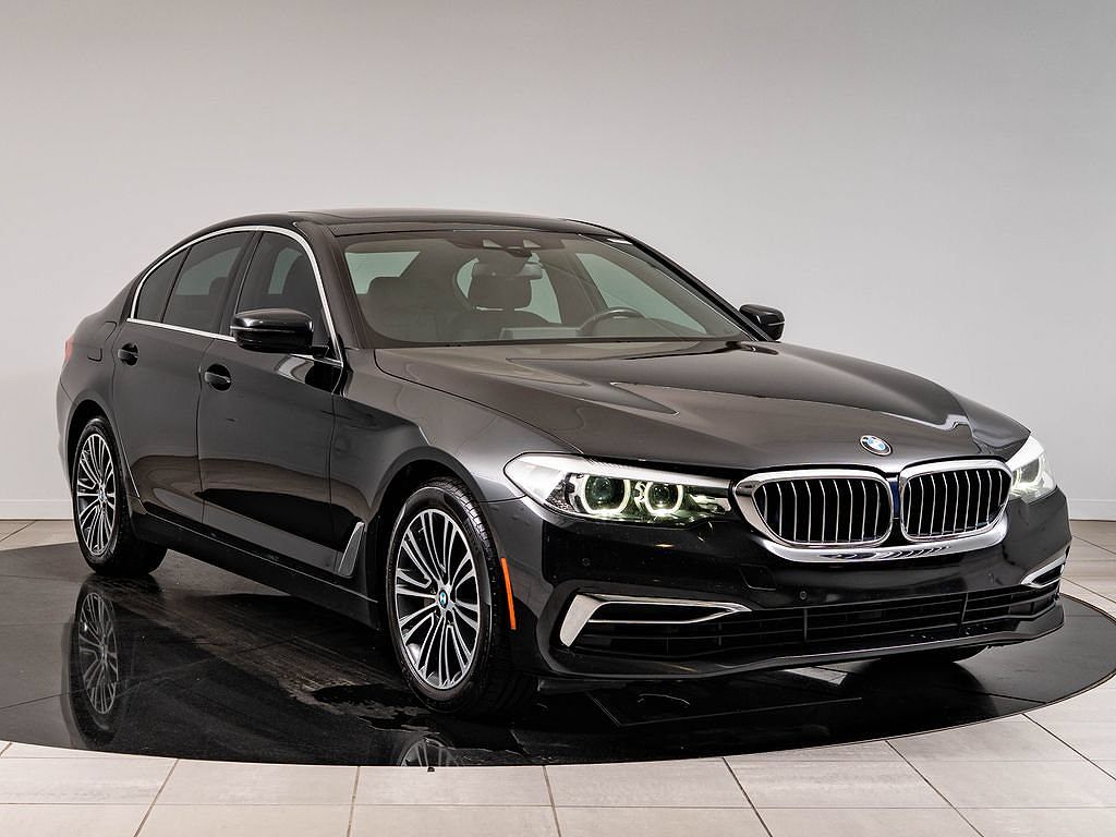 2019 BMW 5 Series 540i