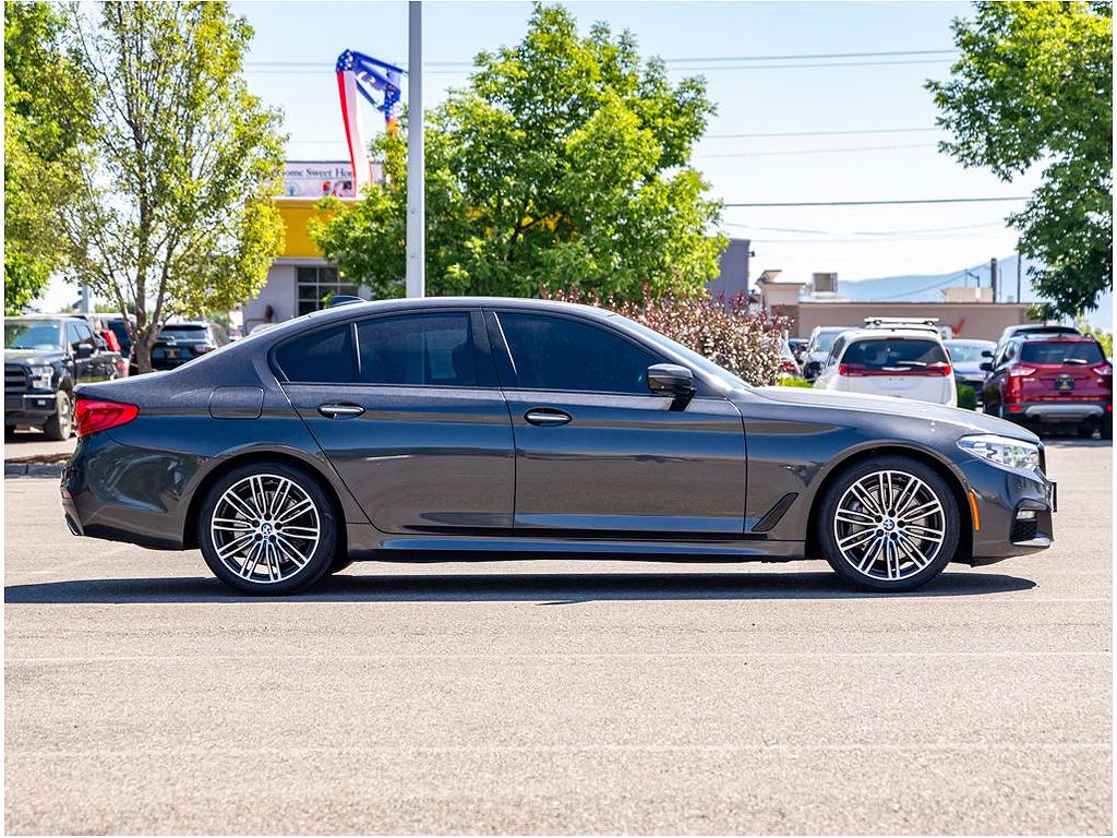 2018 BMW 5 series 540i xDrive