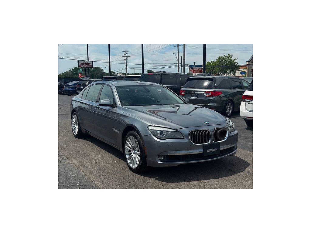 2010 BMW 7 Series 750Li xDrive