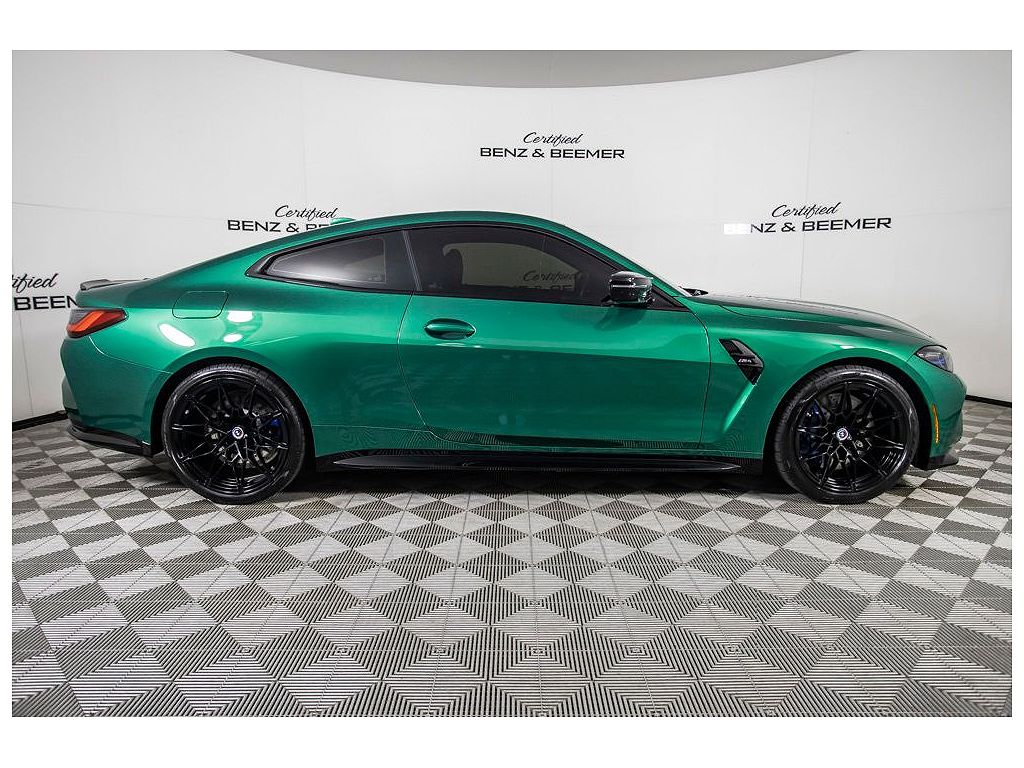 2022 BMW M4