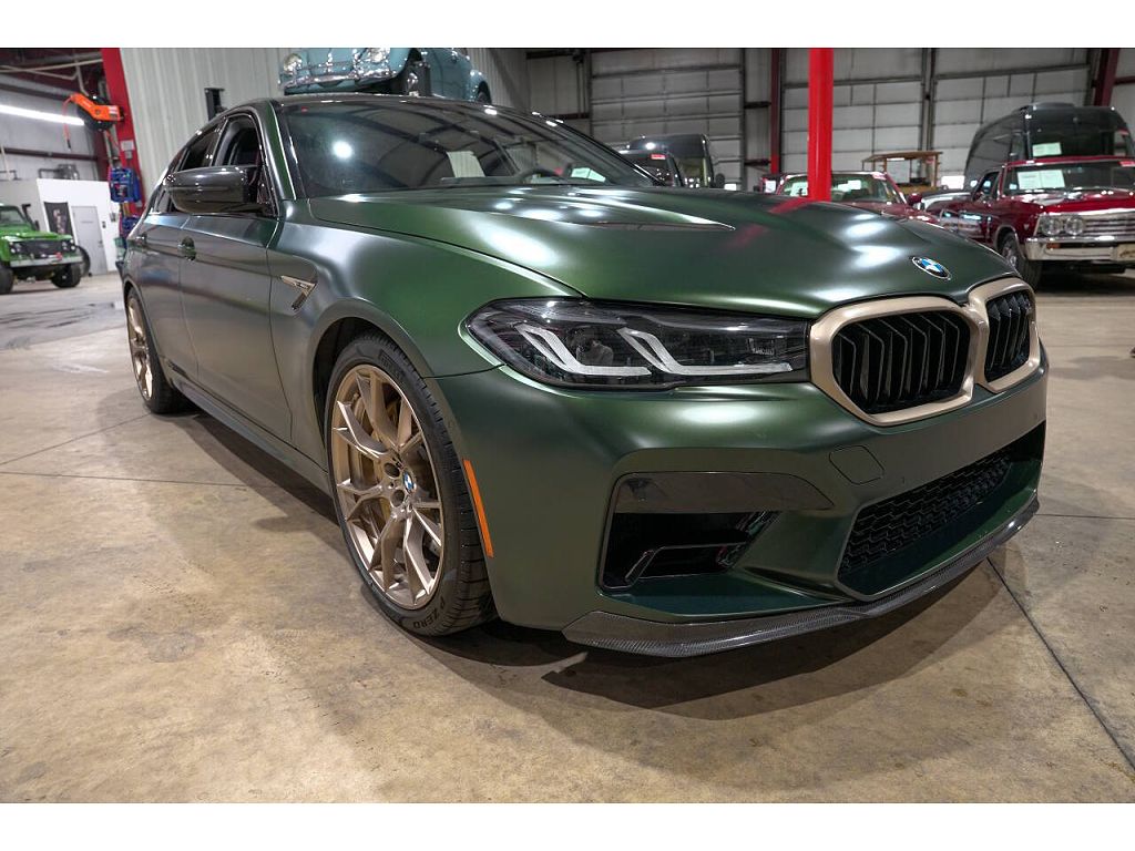 2022 BMW M5
