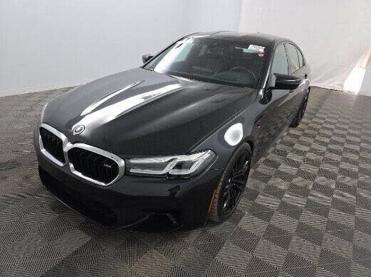 2023 BMW M5