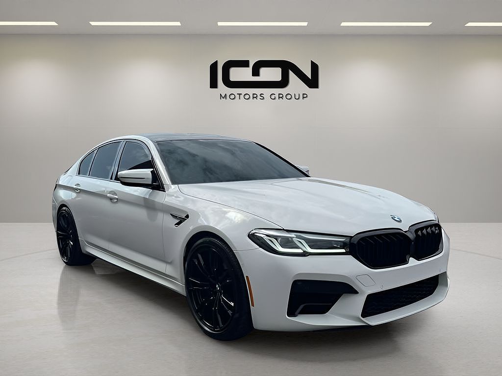 2022 BMW M5