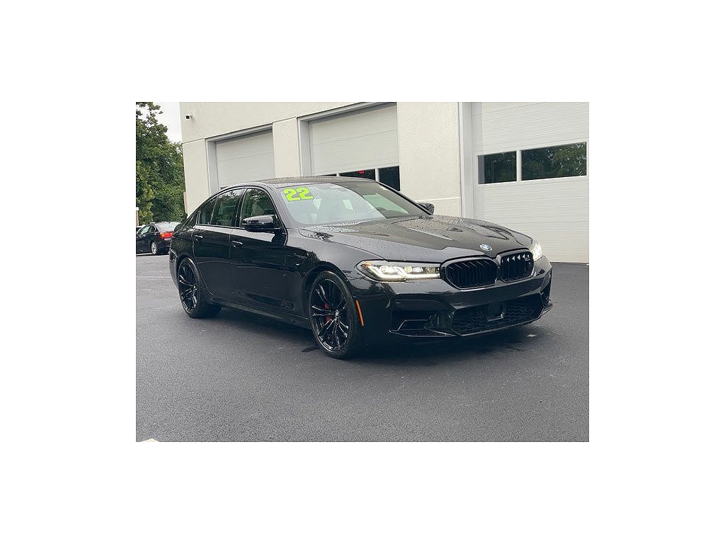 2022 BMW M5
