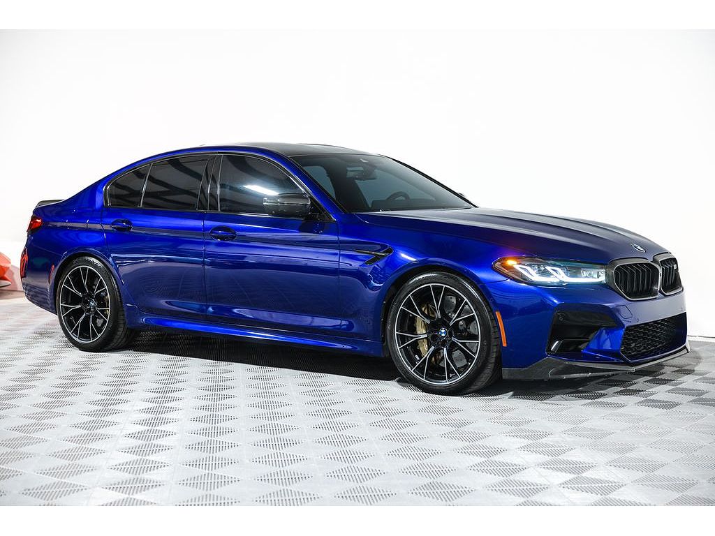 2023 BMW M5