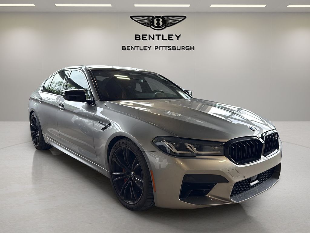 2022 BMW M5