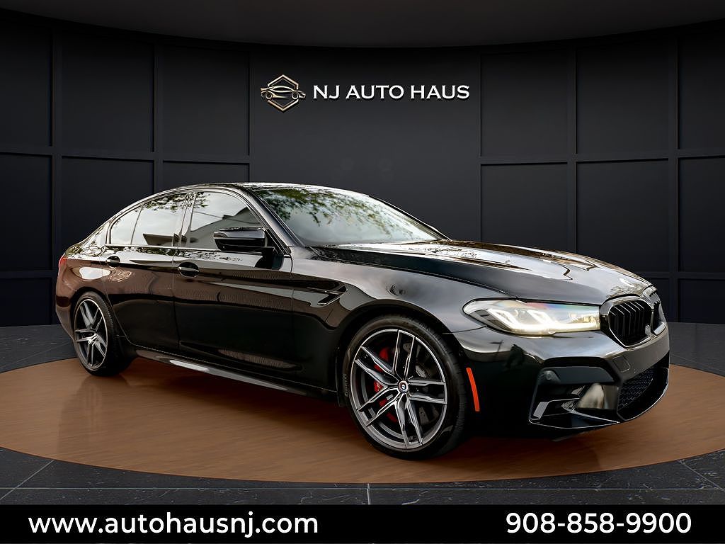 2022 BMW M5