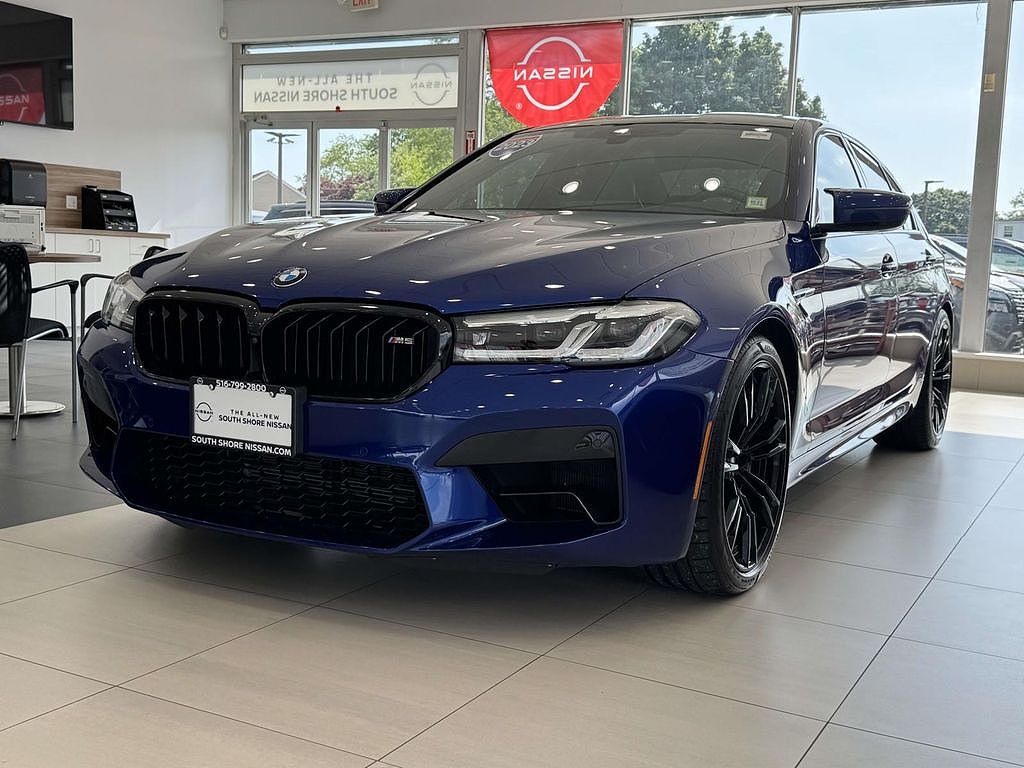 2023 BMW M5