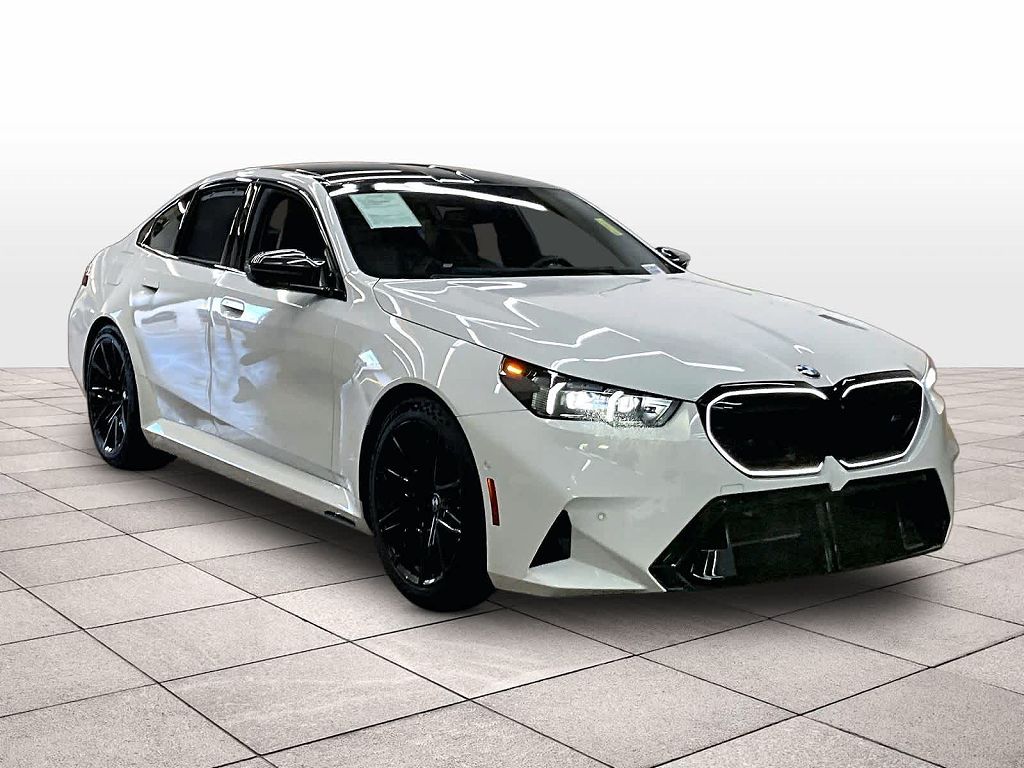 2025 BMW M5