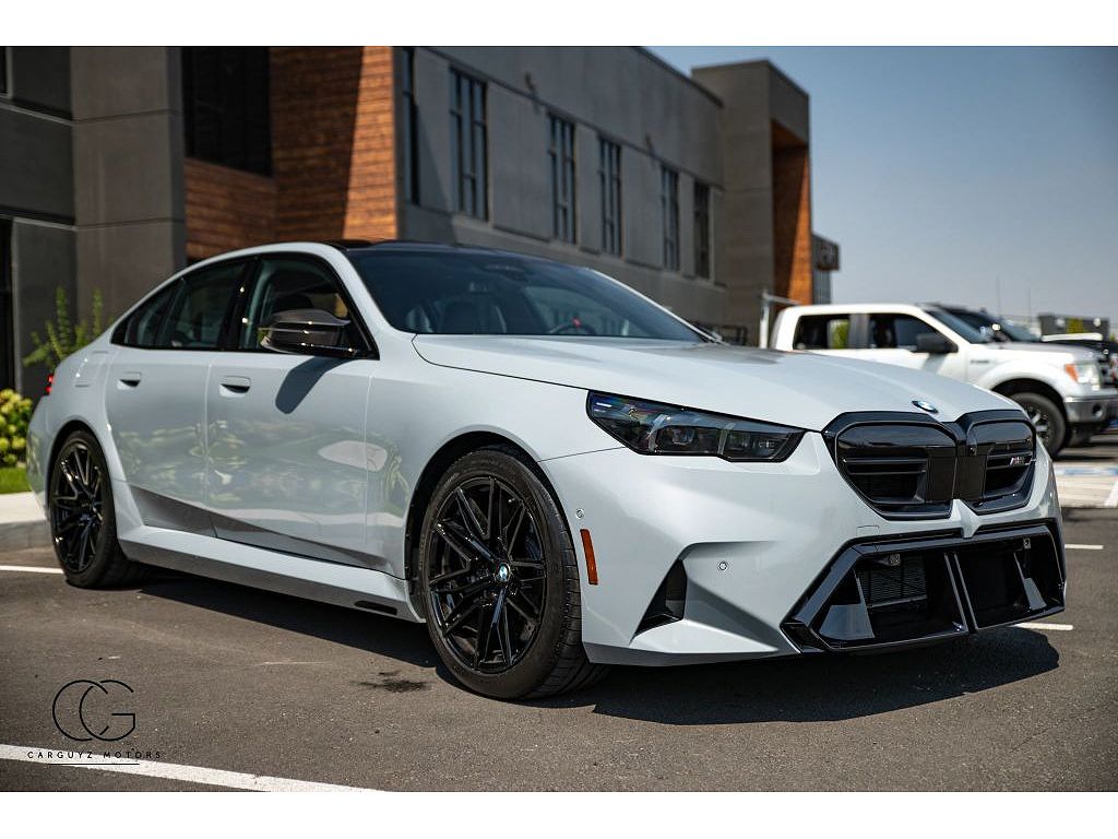 2027 BMW M5
