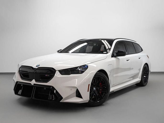 2025 BMW M5 Touring