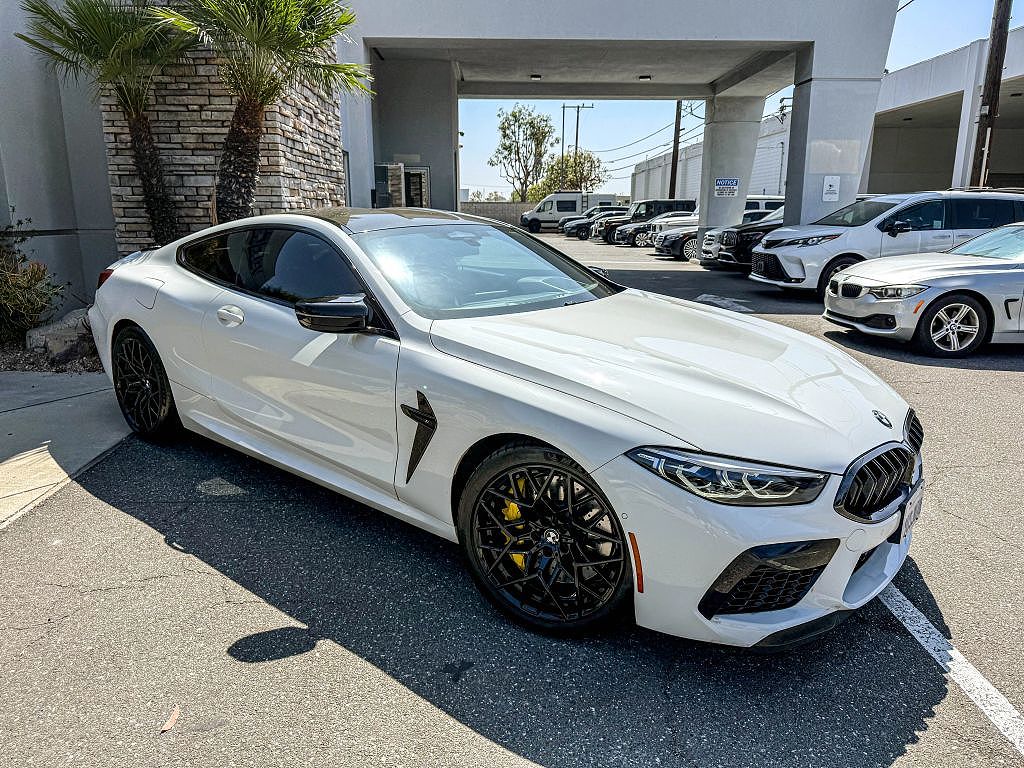 2020 BMW M8
