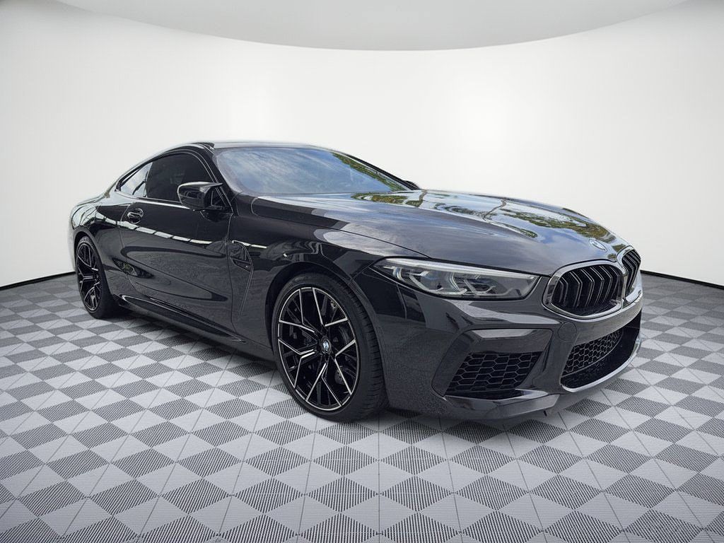 2022 BMW M8 Competition