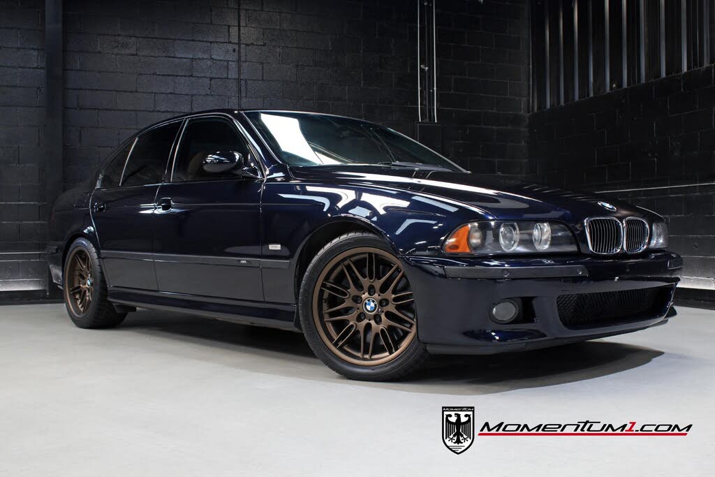 2002 BMW M5