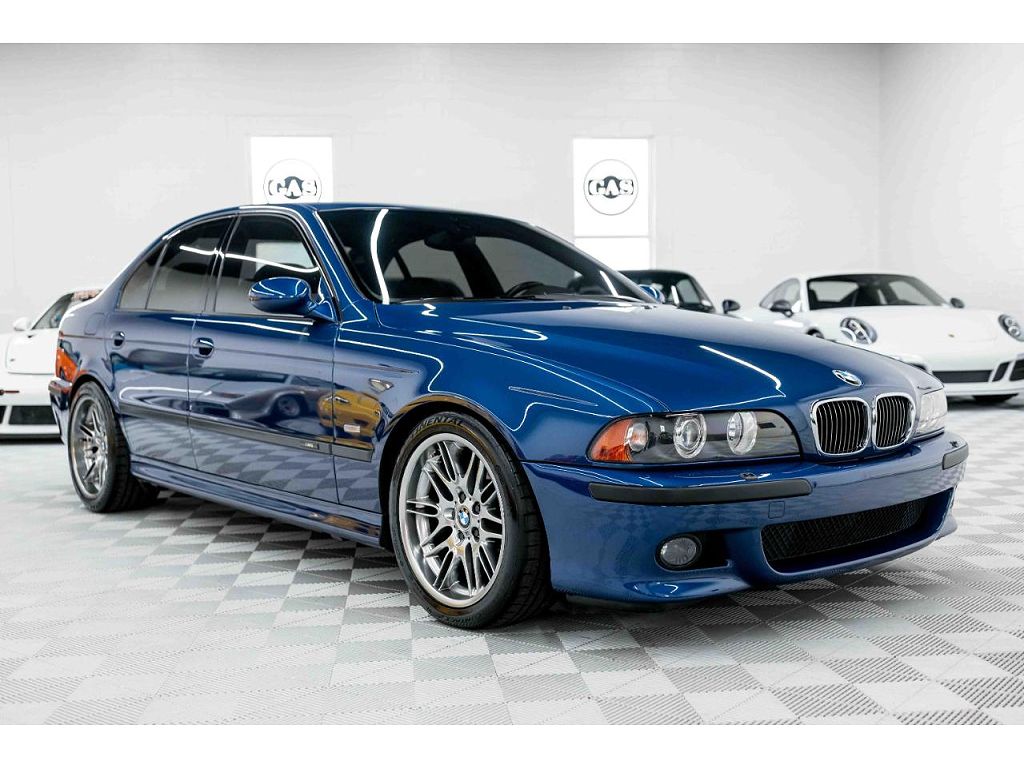 2001 BMW M5