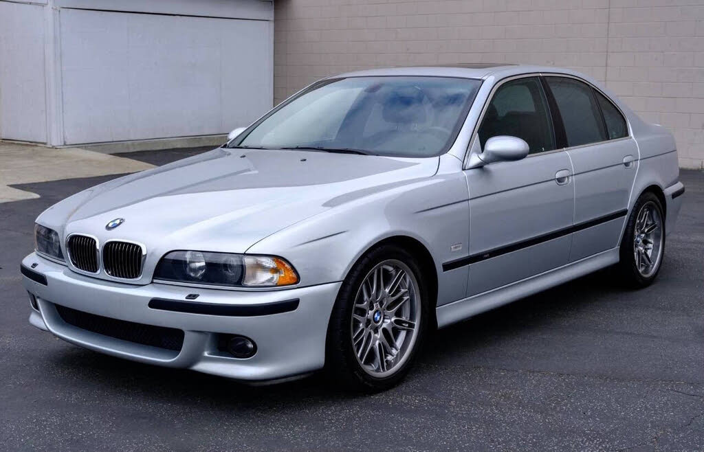 2000 BMW M5