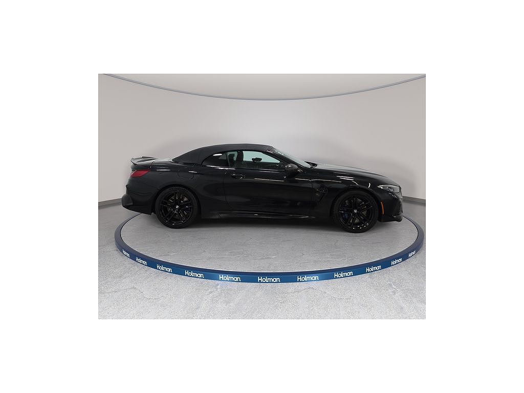 2022 BMW M8 Competition