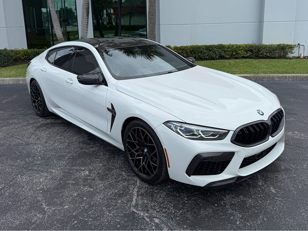 2022 BMW M8 Competition
