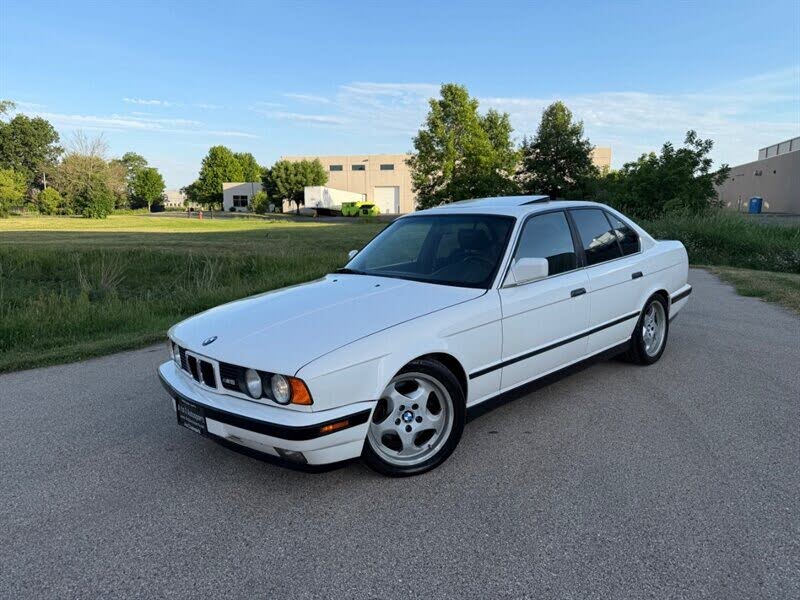 1991 BMW M5