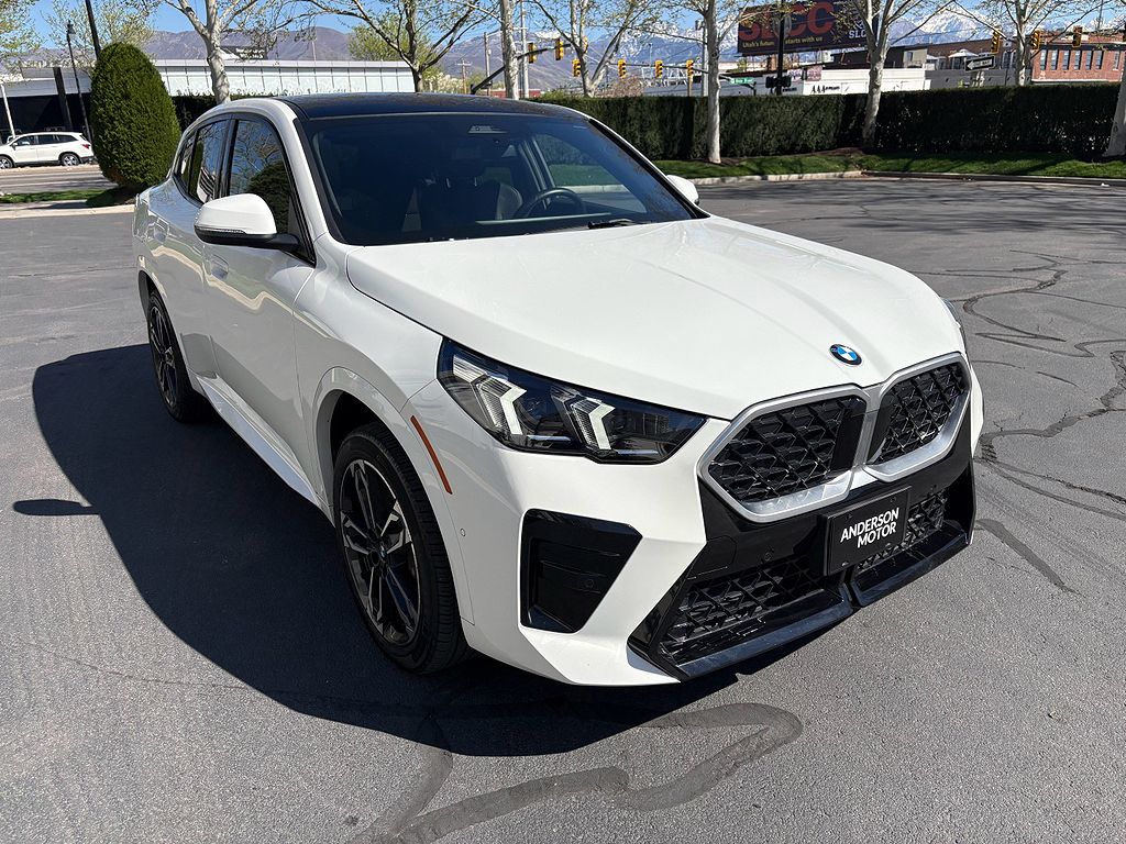 2025 BMW X2 xDrive28i
