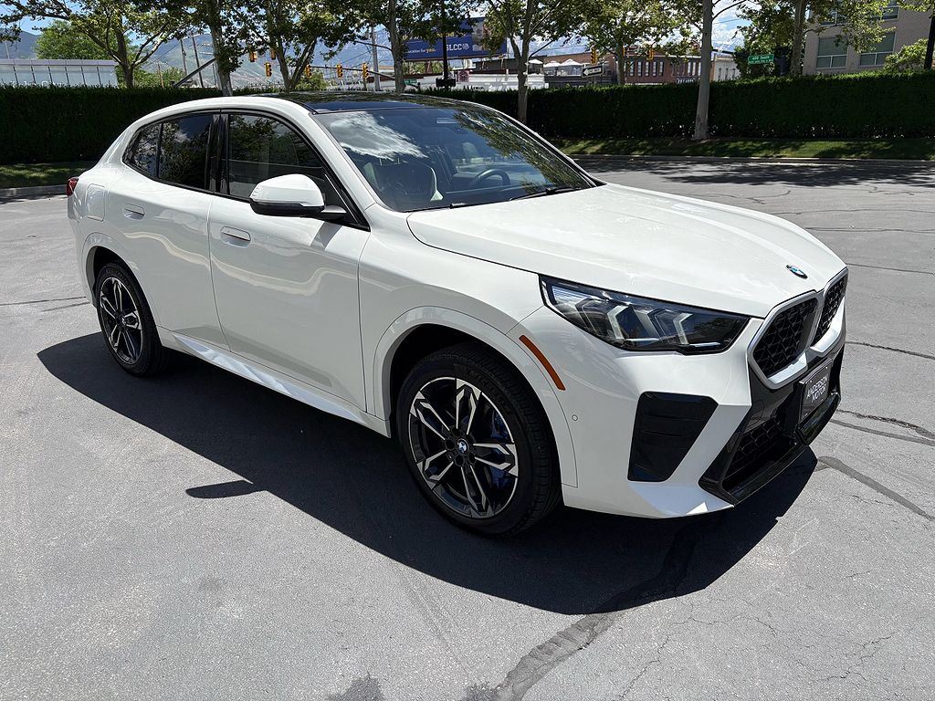 2025 BMW X2 xDrive28i
