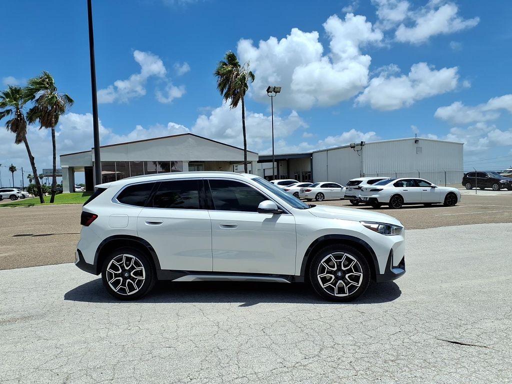 2023 BMW X1 xDrive28i
