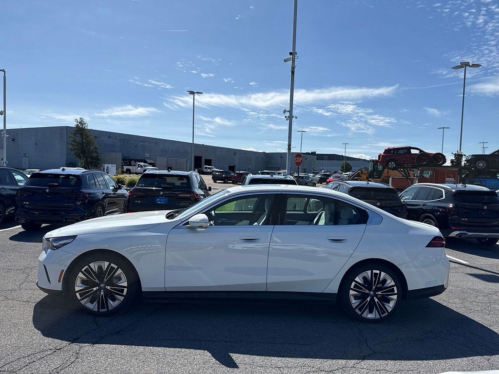 2025 BMW i5 xDrive40