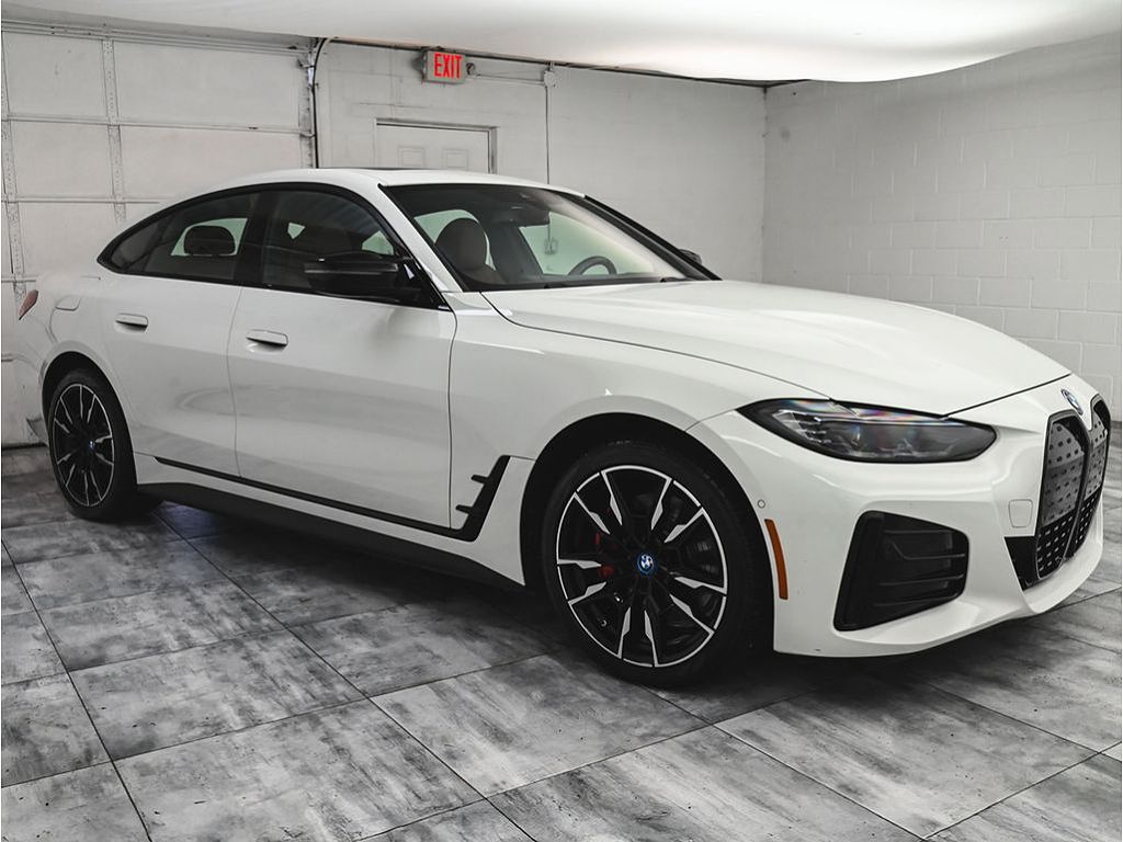 2024 BMW i4 M50