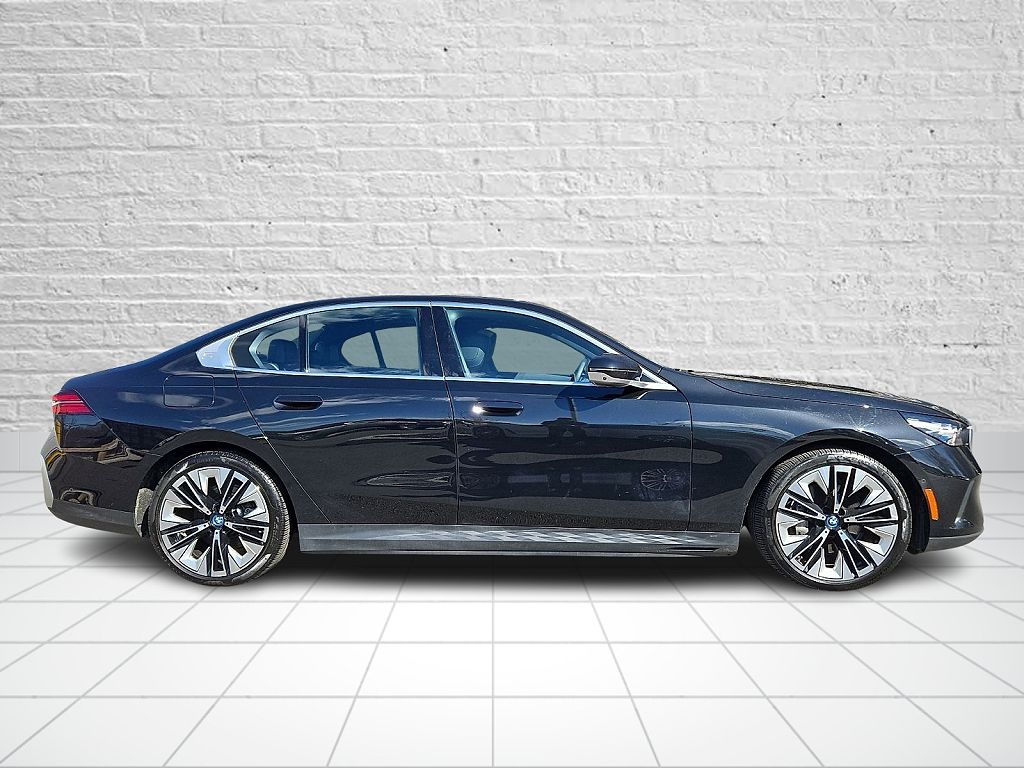 2024 BMW i5 eDrive40