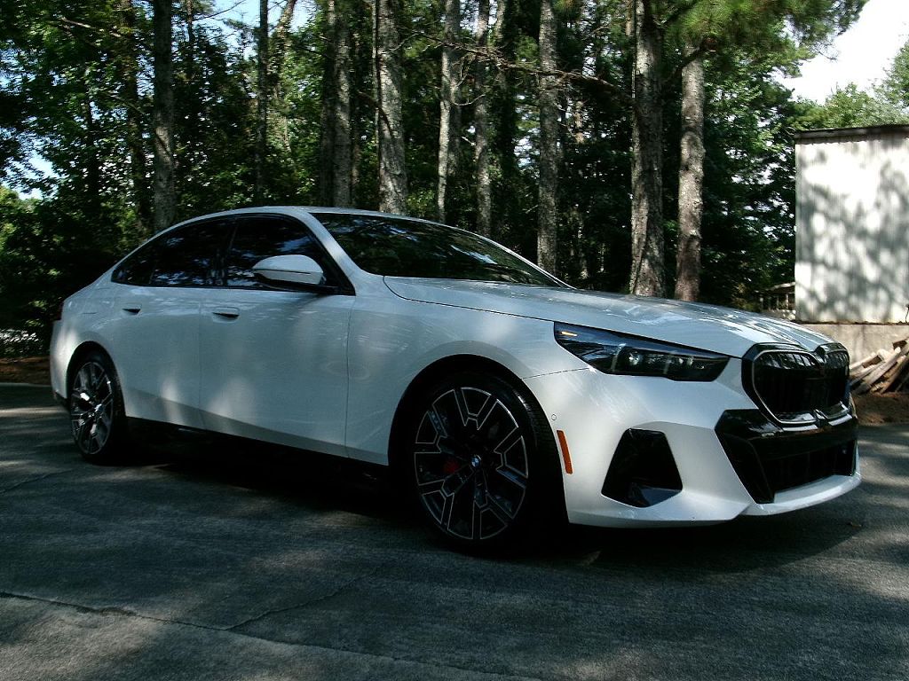 2025 BMW i5 eDrive40