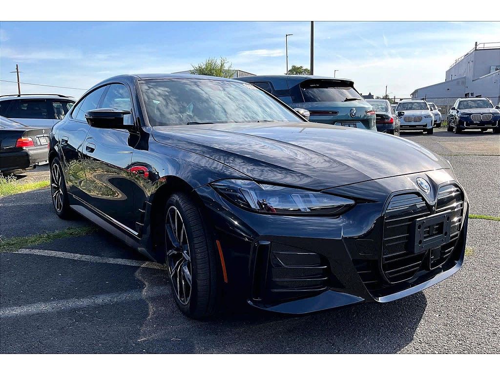 2025 BMW i4 M50