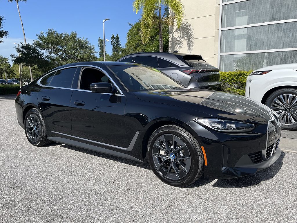 2024 BMW i4 eDrive35