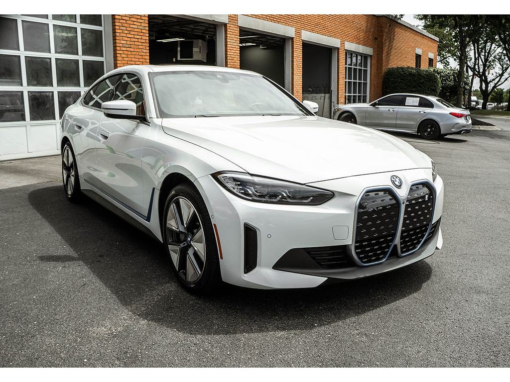 2023 BMW i4 eDrive35