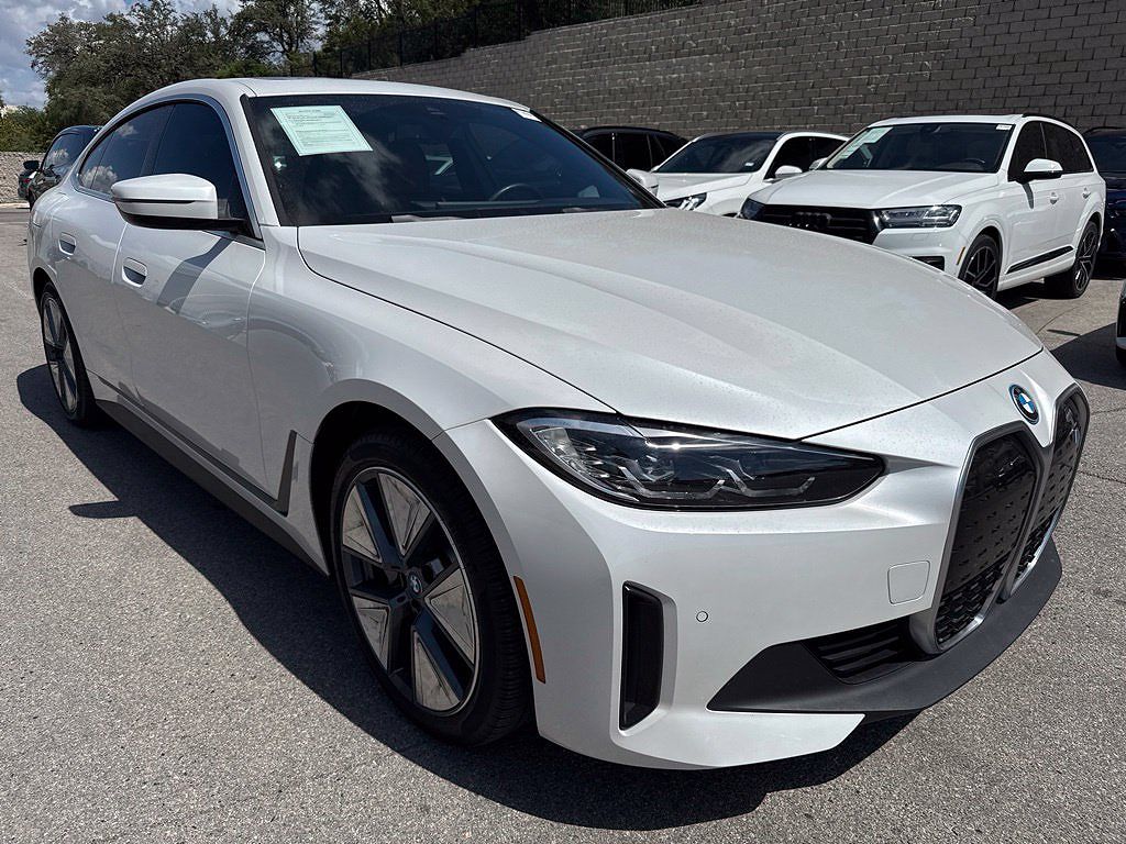 2024 BMW i4 eDrive35