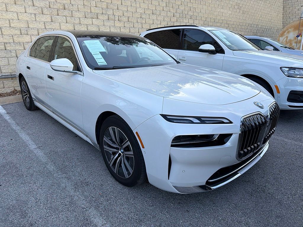 2024 BMW i7 eDrive50