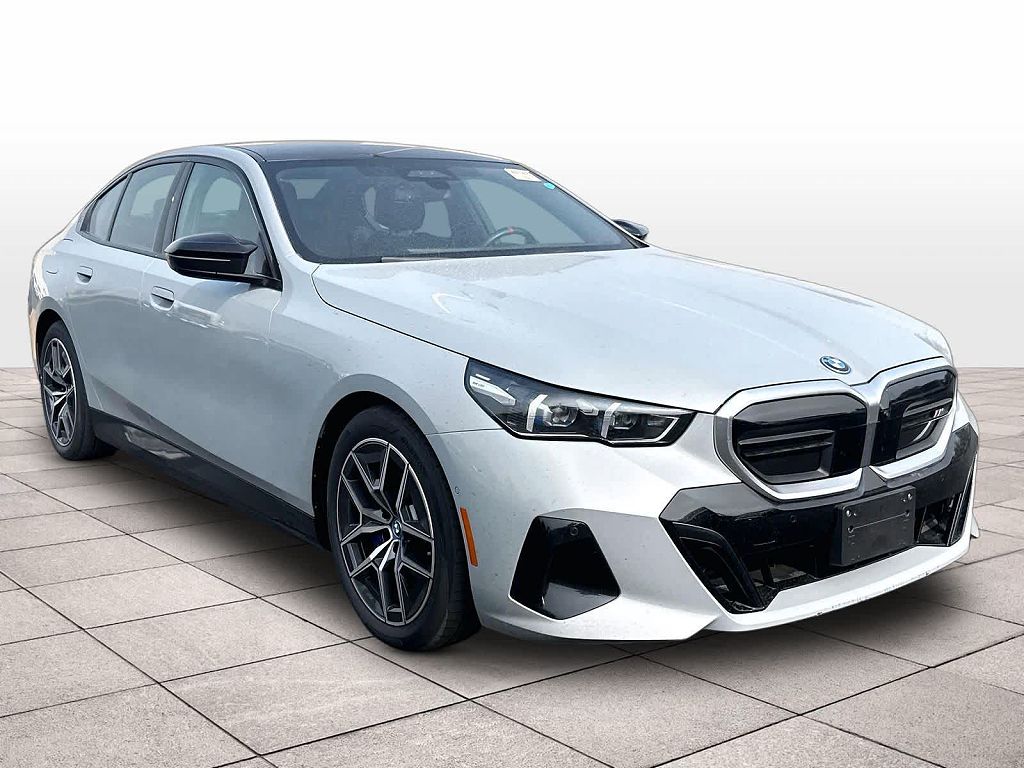 2025 BMW i5 M60