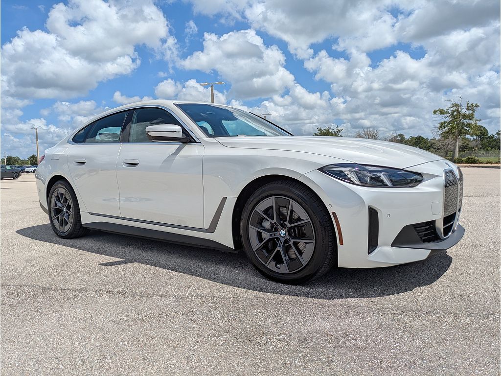 2025 BMW i4 xDrive40