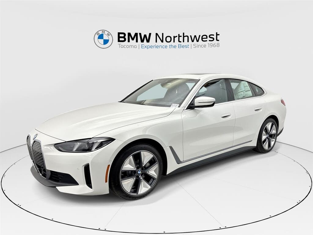 2026 BMW i4 photo 1